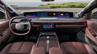 2025 Lincoln Lincoln Navigator Internal Image 2